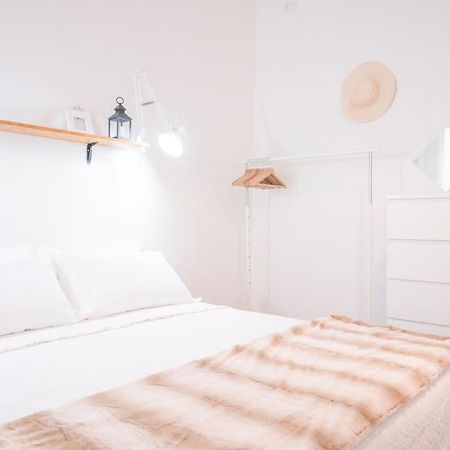 Minimalist Chic A Villanova 3Bdr - 2Bth - Wifi カリアリ エクステリア 写真