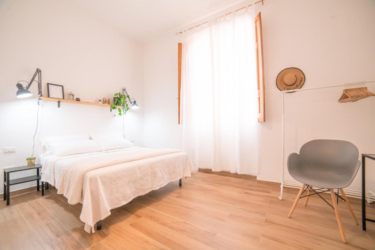 Minimalist Chic A Villanova 3Bdr - 2Bth - Wifi カリアリ エクステリア 写真