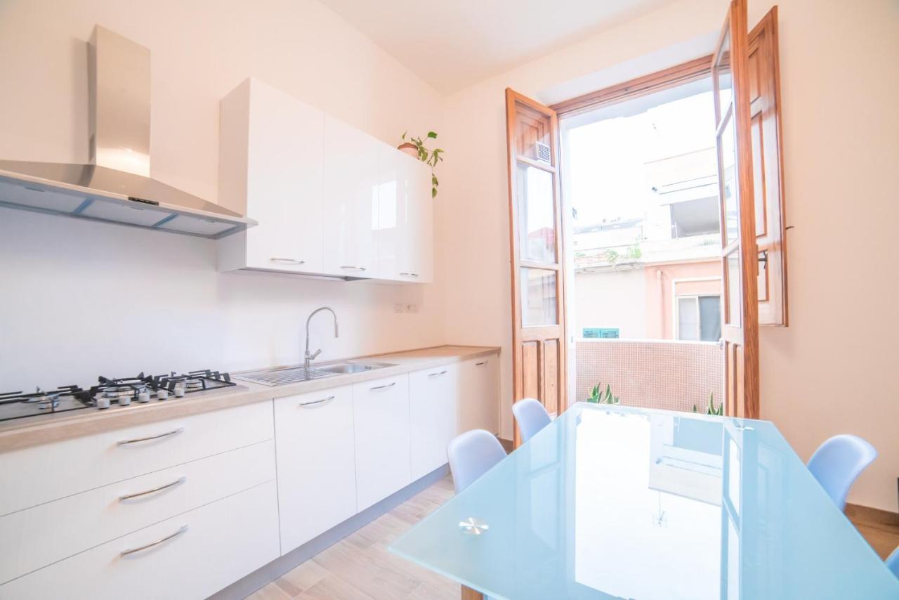 Minimalist Chic A Villanova 3Bdr - 2Bth - Wifi カリアリ エクステリア 写真