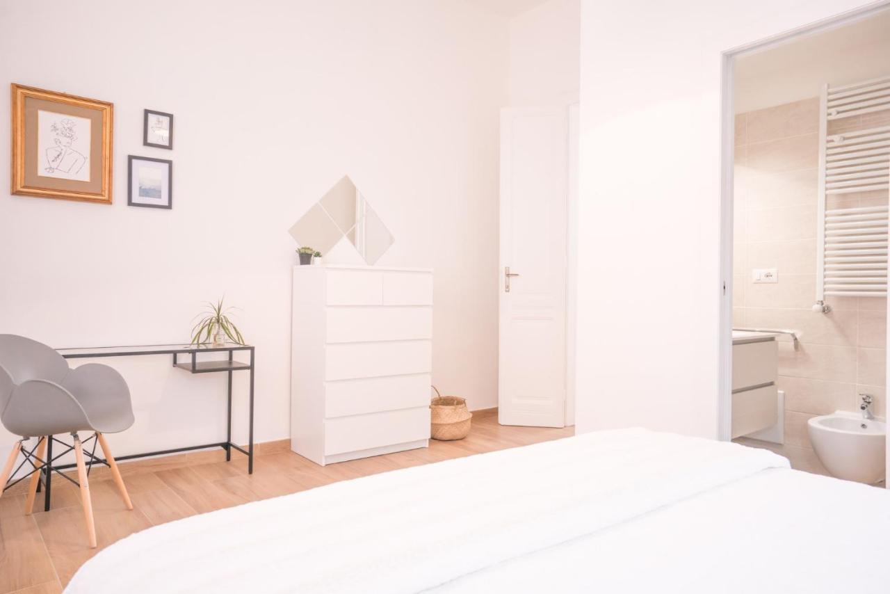 Minimalist Chic A Villanova 3Bdr - 2Bth - Wifi カリアリ エクステリア 写真